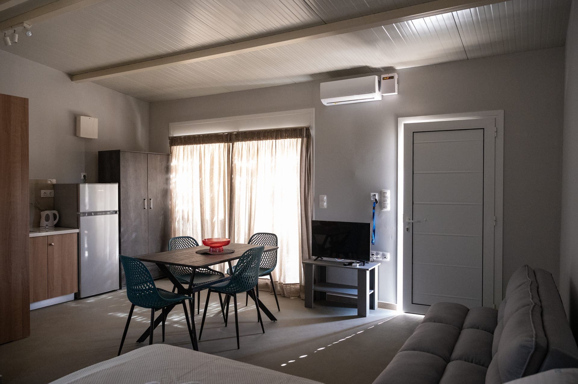 room-types-THEALUXRES-2-0.jpg