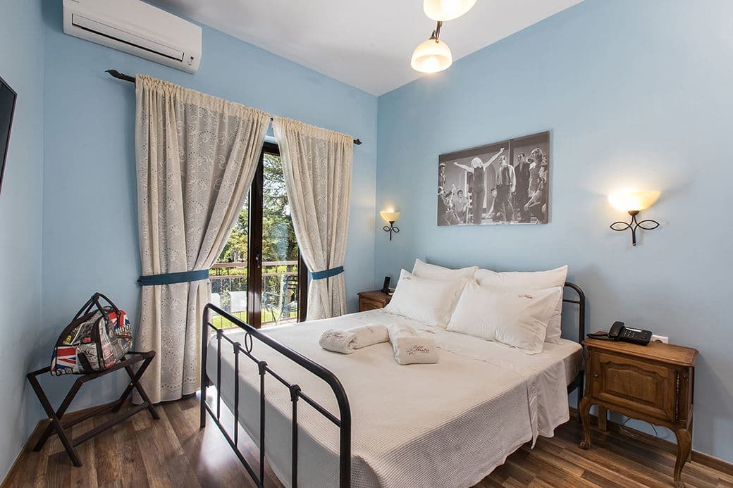 room-types-THEATRO-CLASS-0.jpg