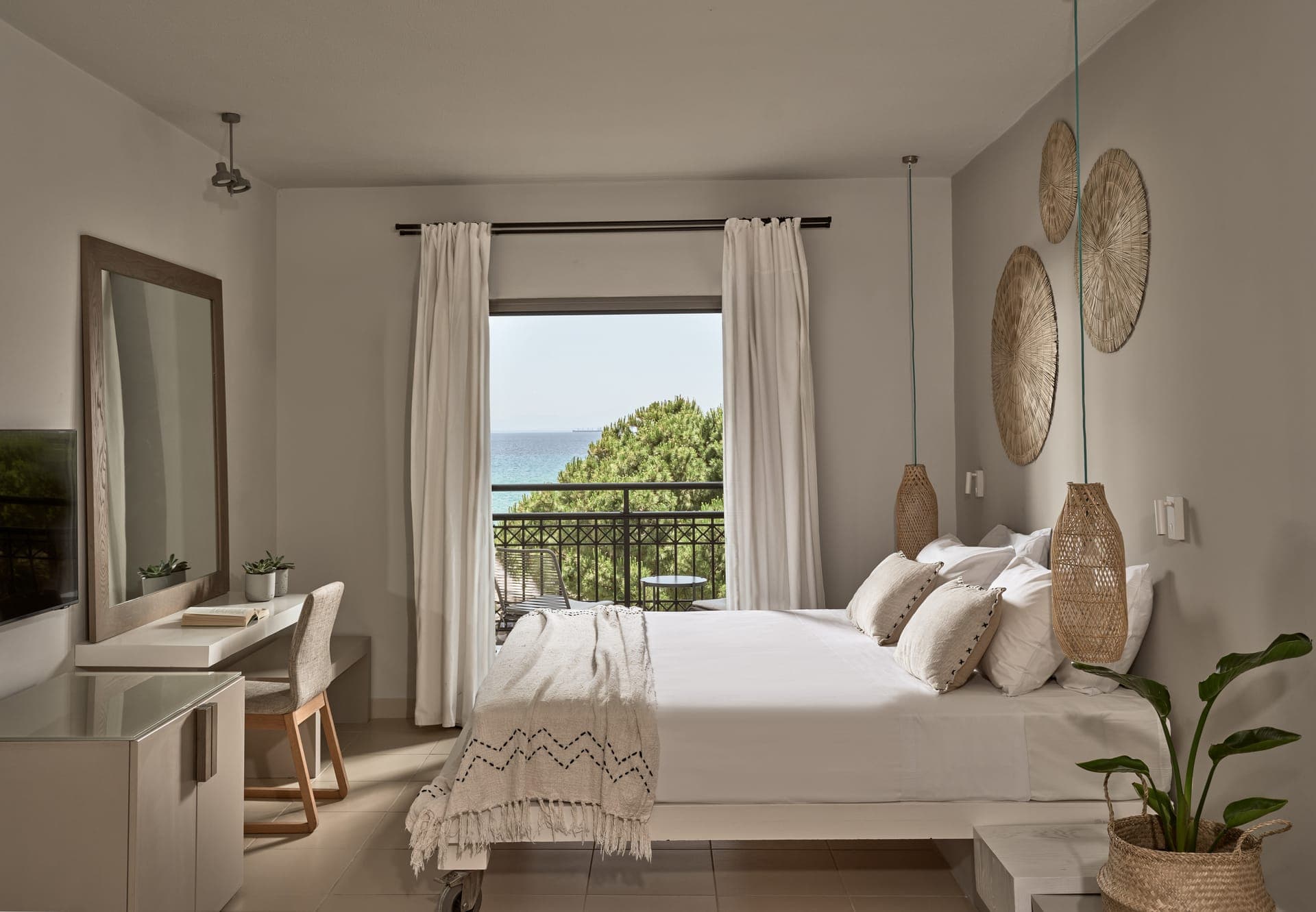 room-types-THEBAY-ROOMS-0.jpg