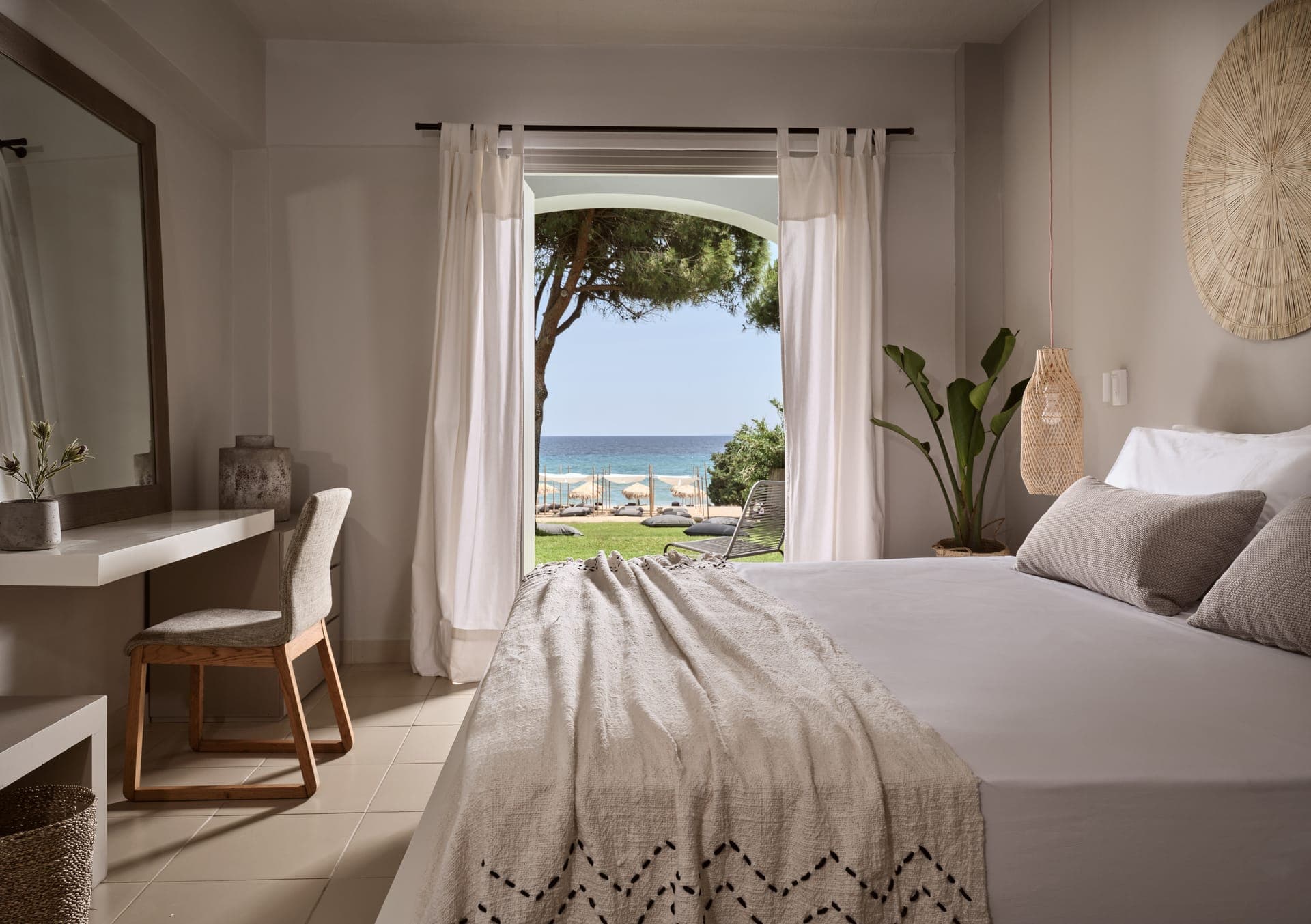 room-types-THEBAY-SUITES-0.jpg