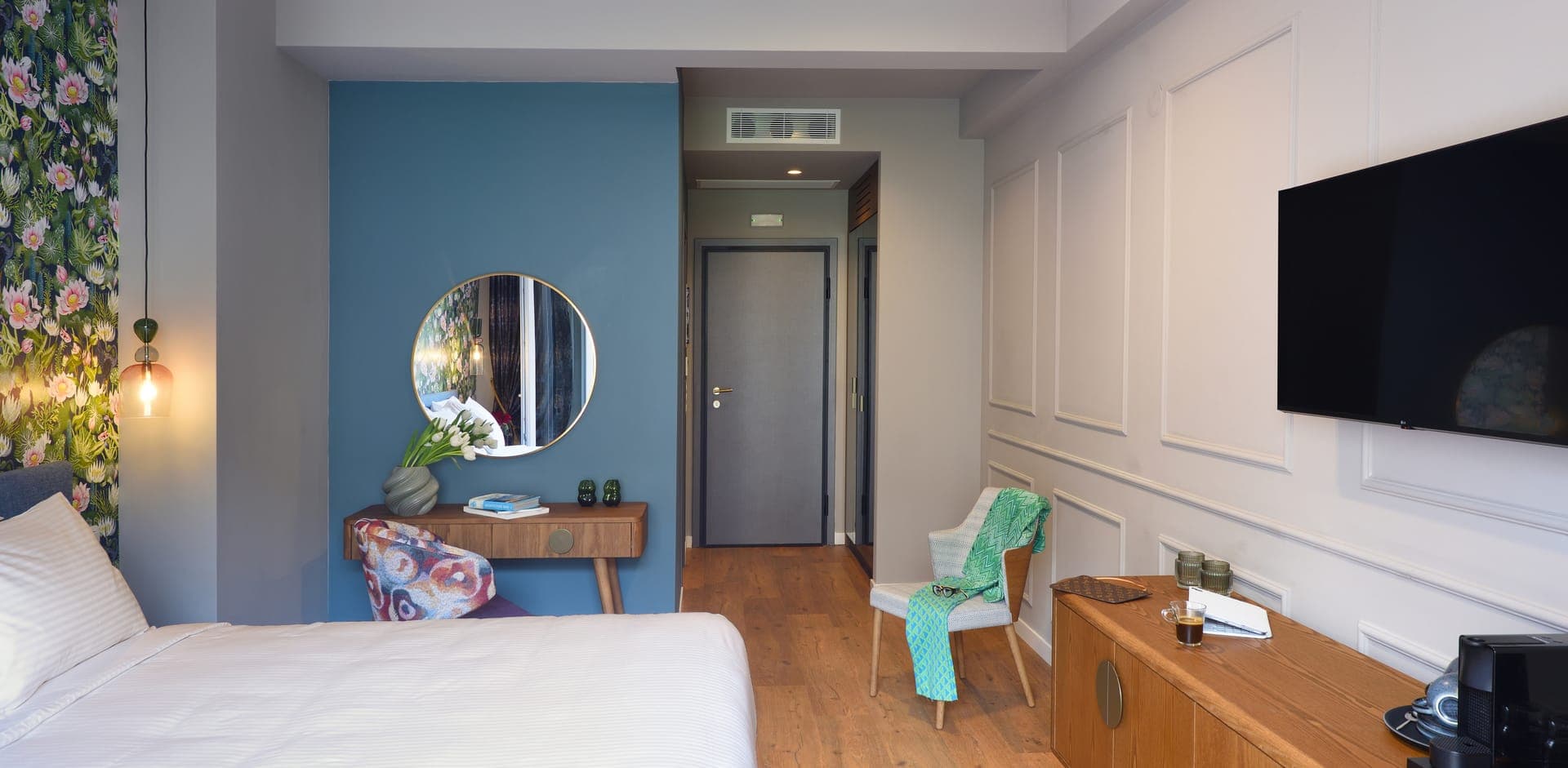 room-types-THEOSCAROL-DLX-0.jpg