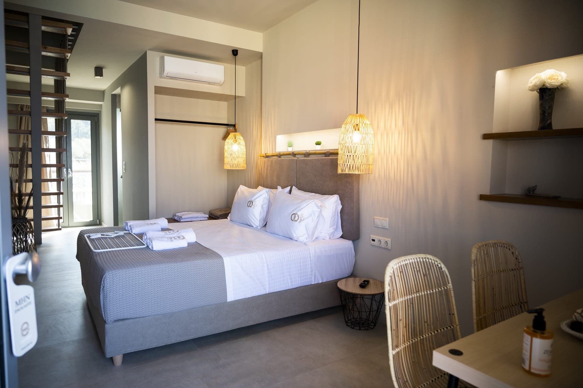 room-types-THEROSSUIT-SSEAVI-0.jpg