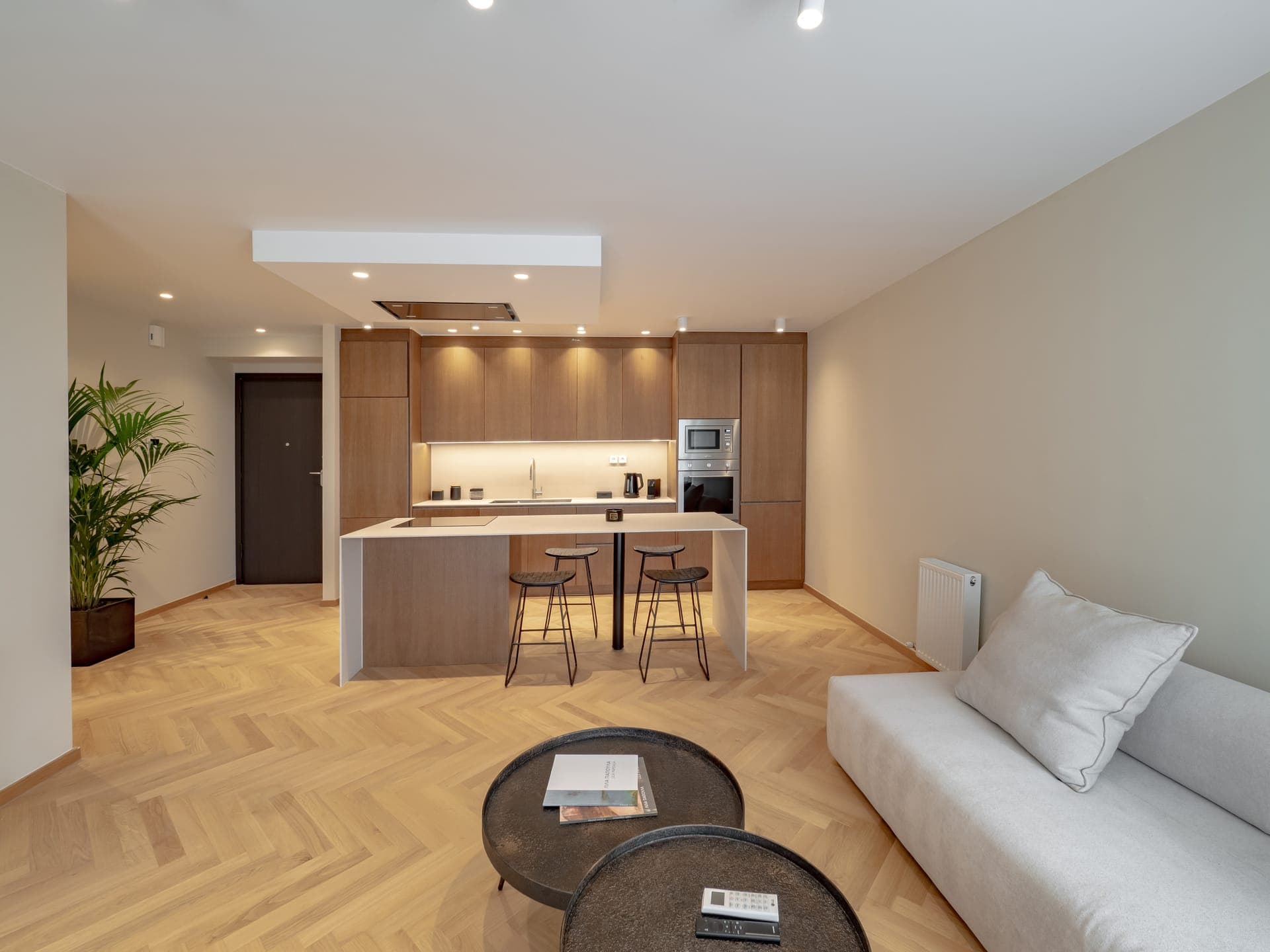 room-types-THESAMIRAH-B4-0.jpg