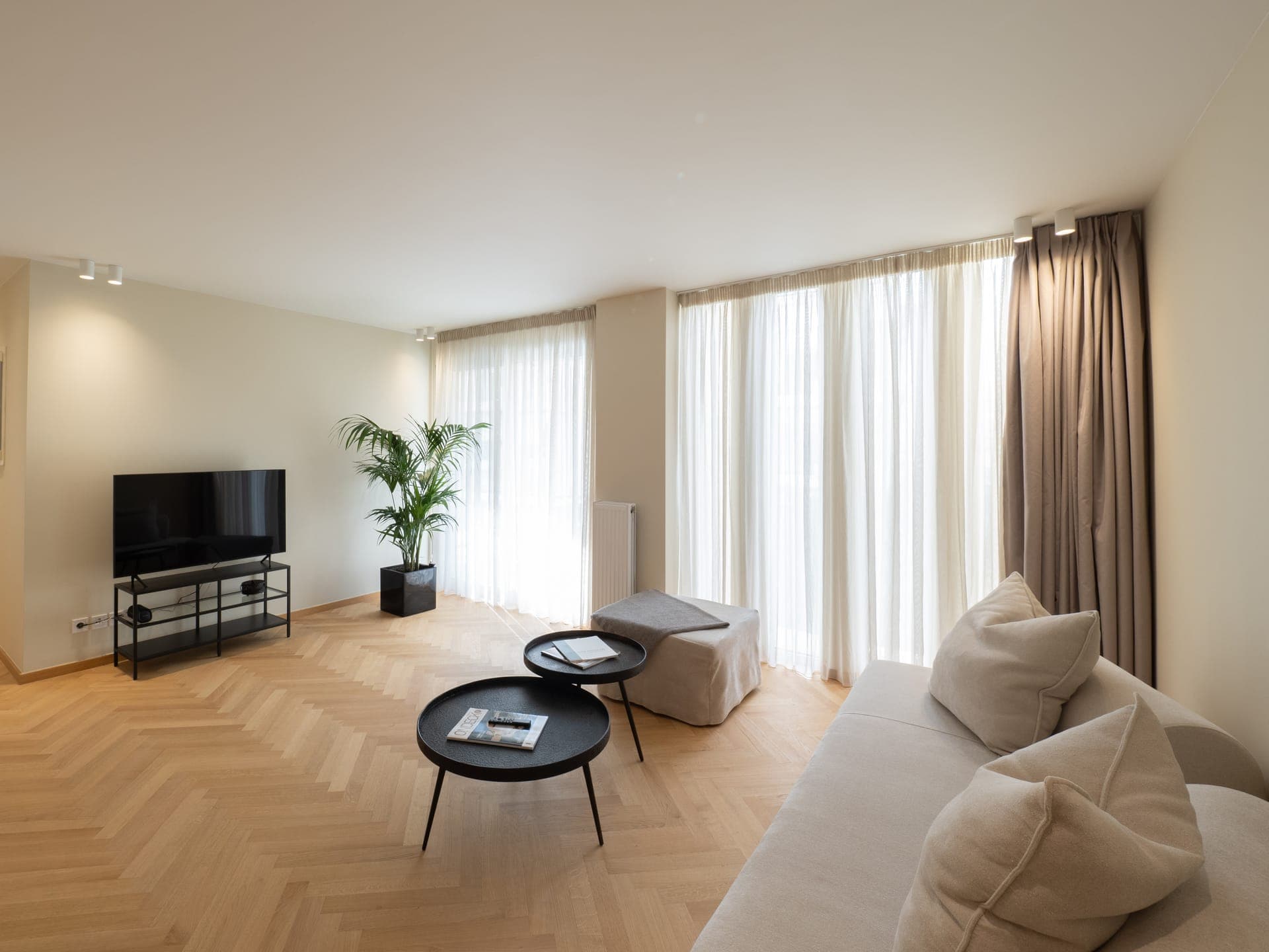 room-types-THESAMIRAH-B5-0.jpg