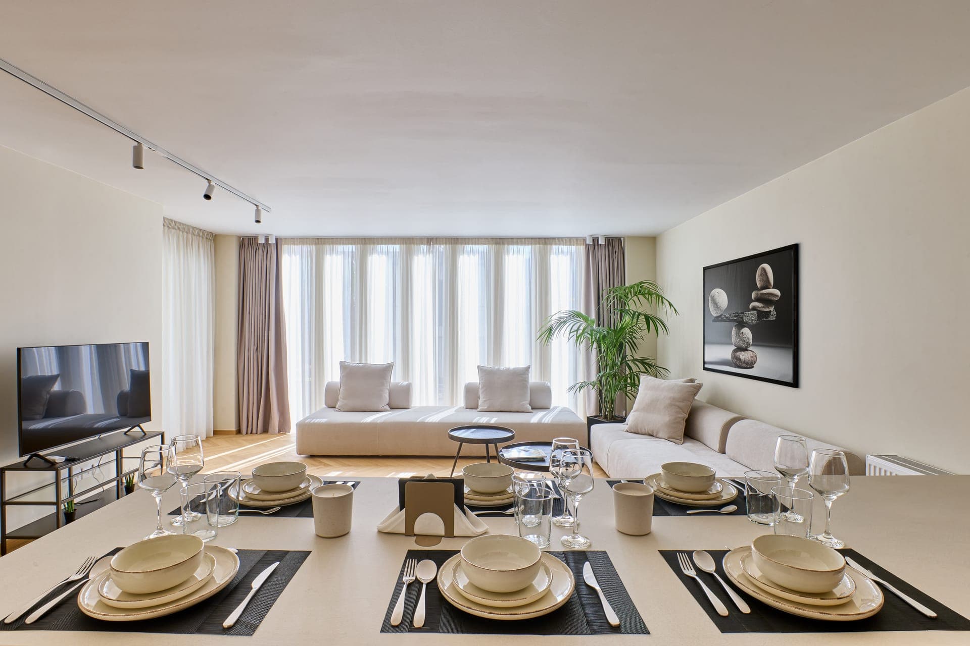 room-types-THESAMIRAH-C2-0.jpg