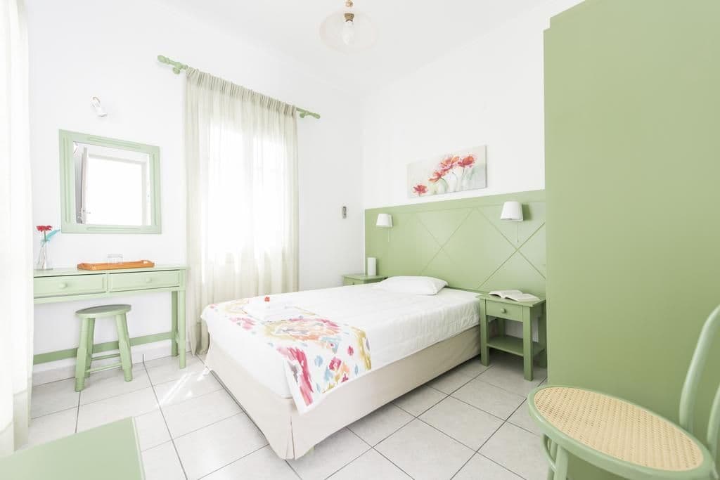 room-types-THIRA-SINGLE-0.jpg