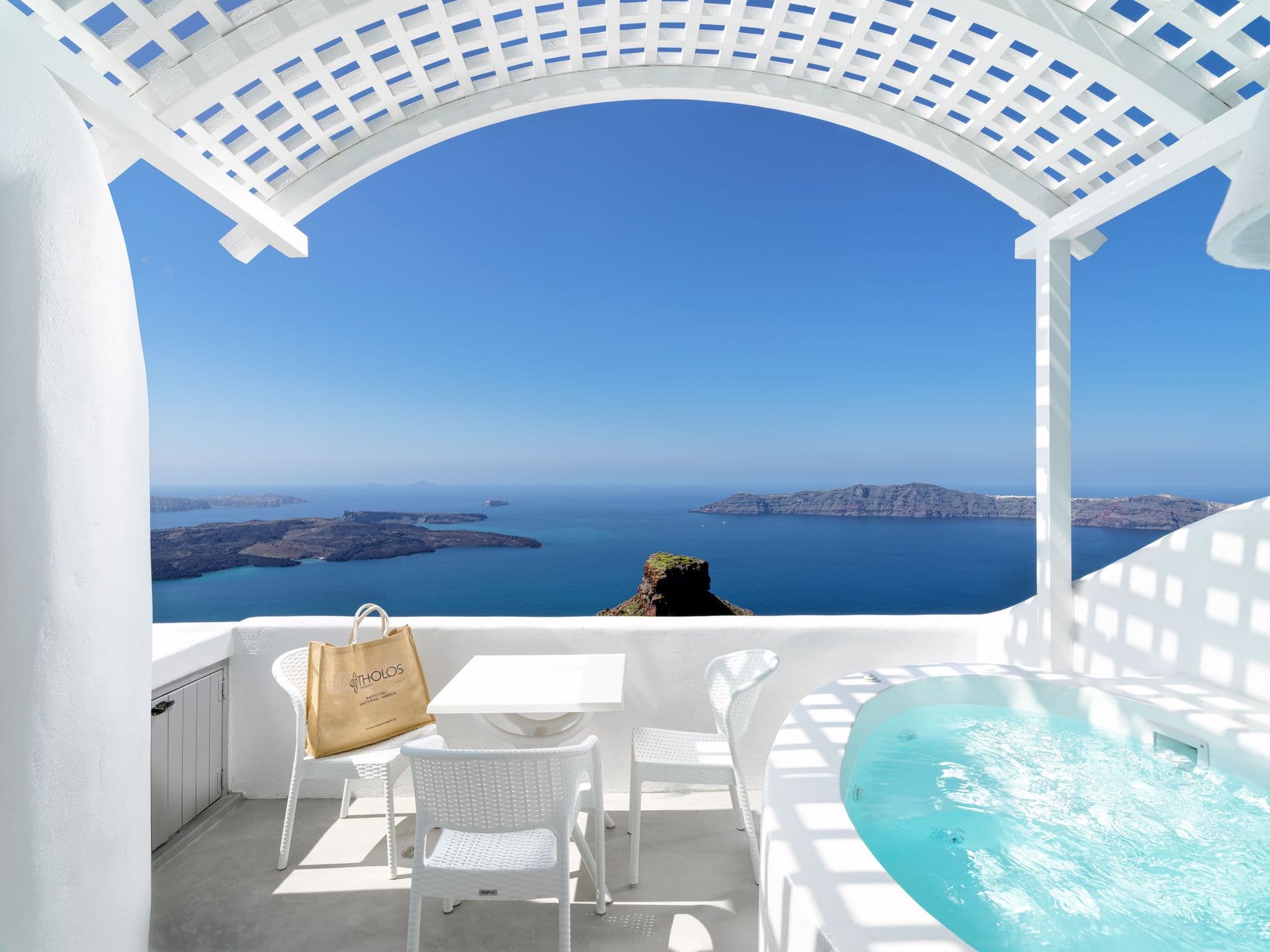 room-types-THOLOS-DELJSC-0.jpg