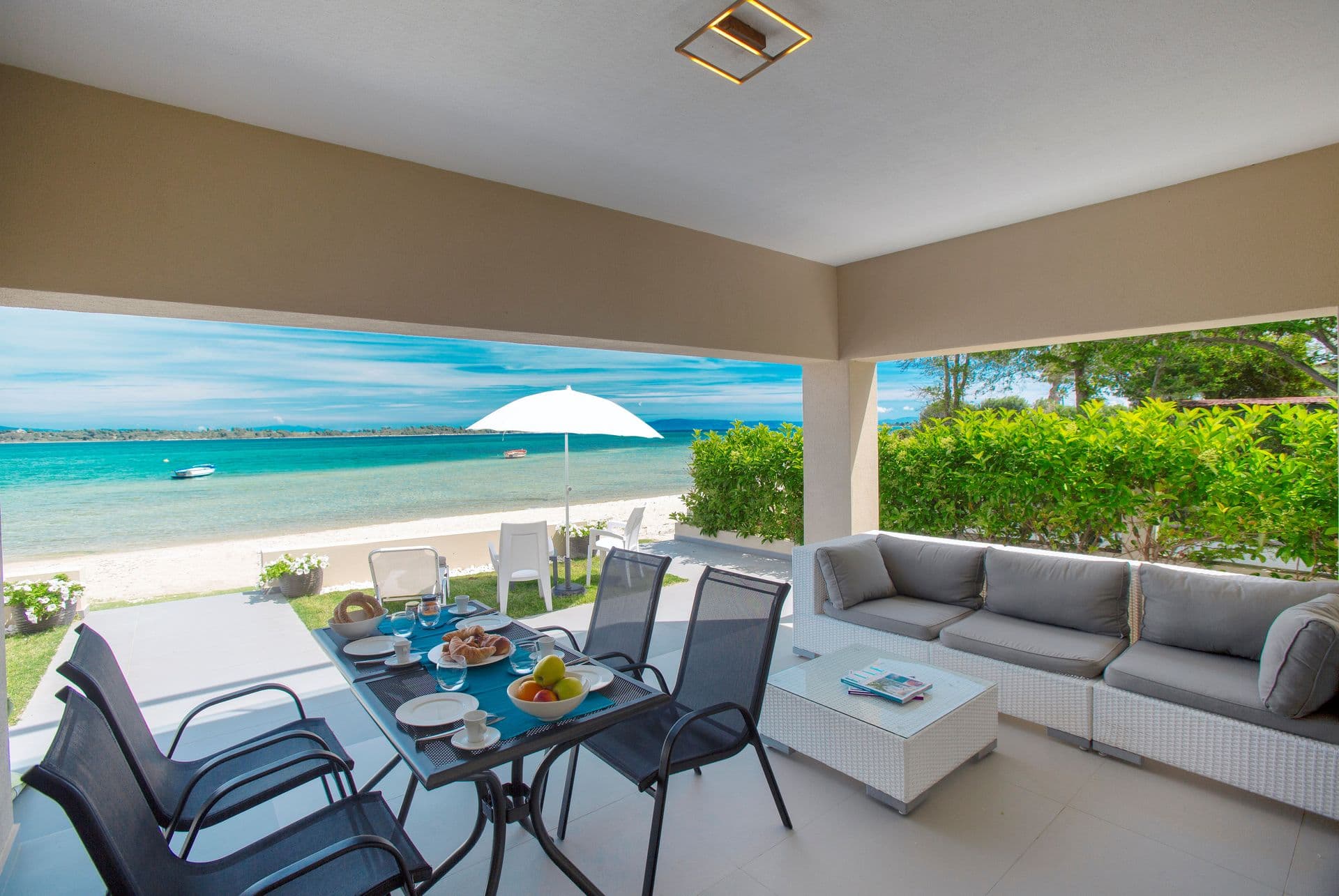 room-types-TIAMO-BEACHF-0.jpg