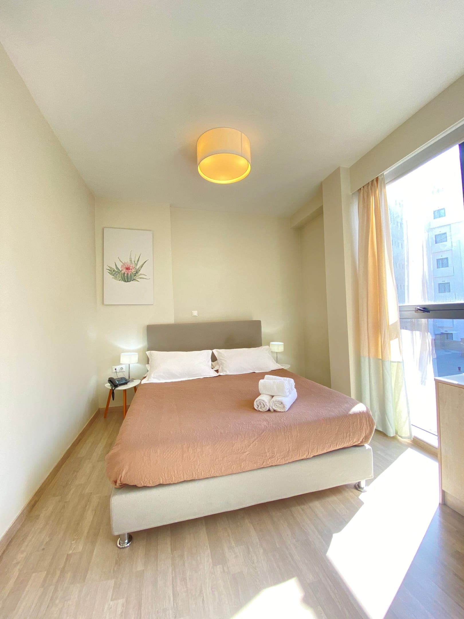 room-types-TINSBTQSUI-QUEEN-0.jpg