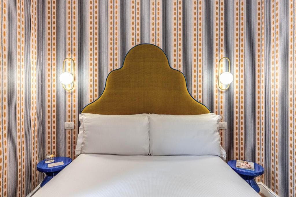 room-types-TOWNCOND29-DBL-0.jpg