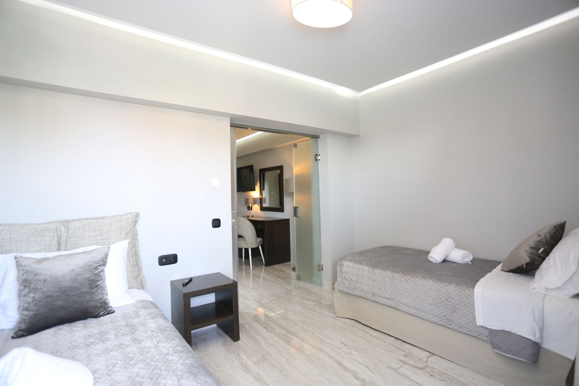 room-types-TROPICALHA-FAMILY-0.jpg
