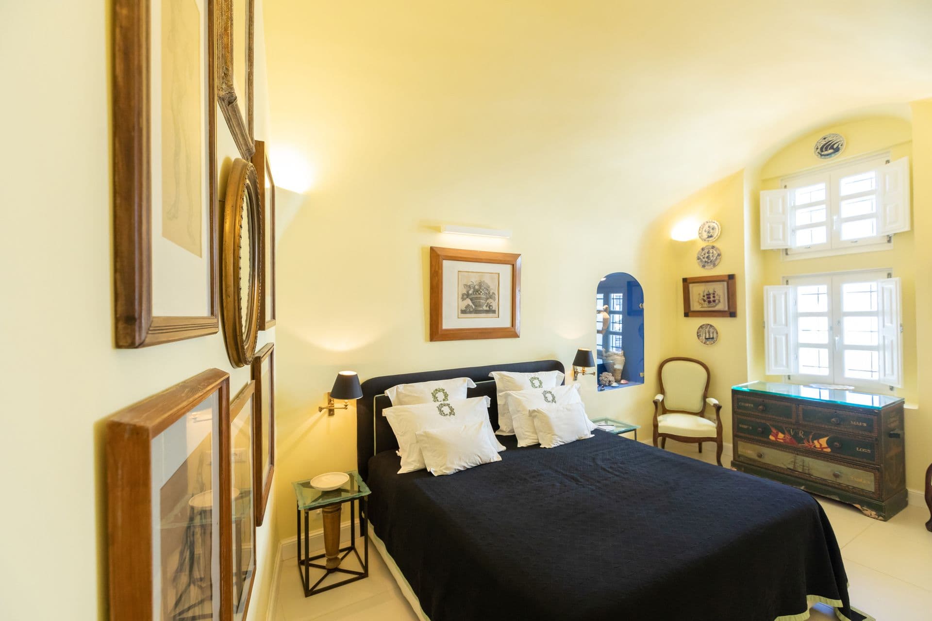 room-types-TSITOURAS-THOS-0.jpg