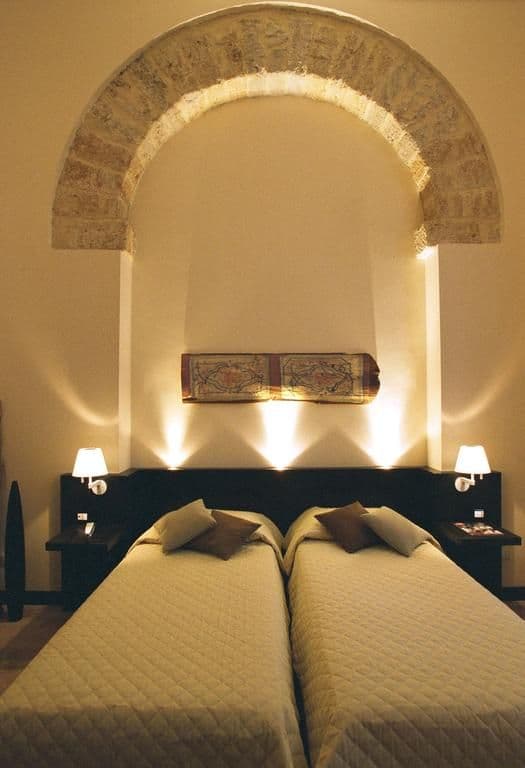 room-types-UCCIARD-DBL-0.jpg