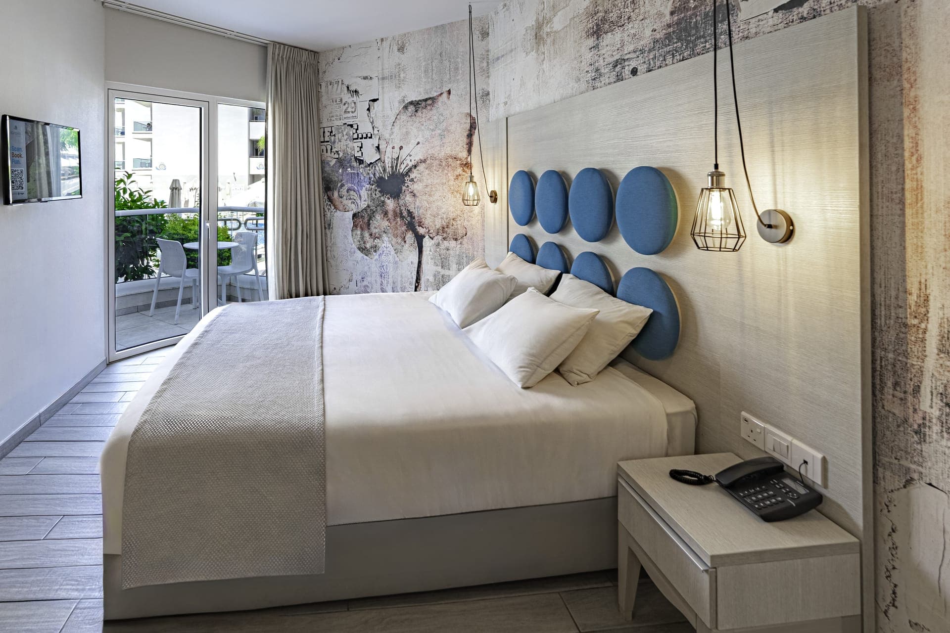 room-types-VANGHTLSUI-DLXP-0.jpg