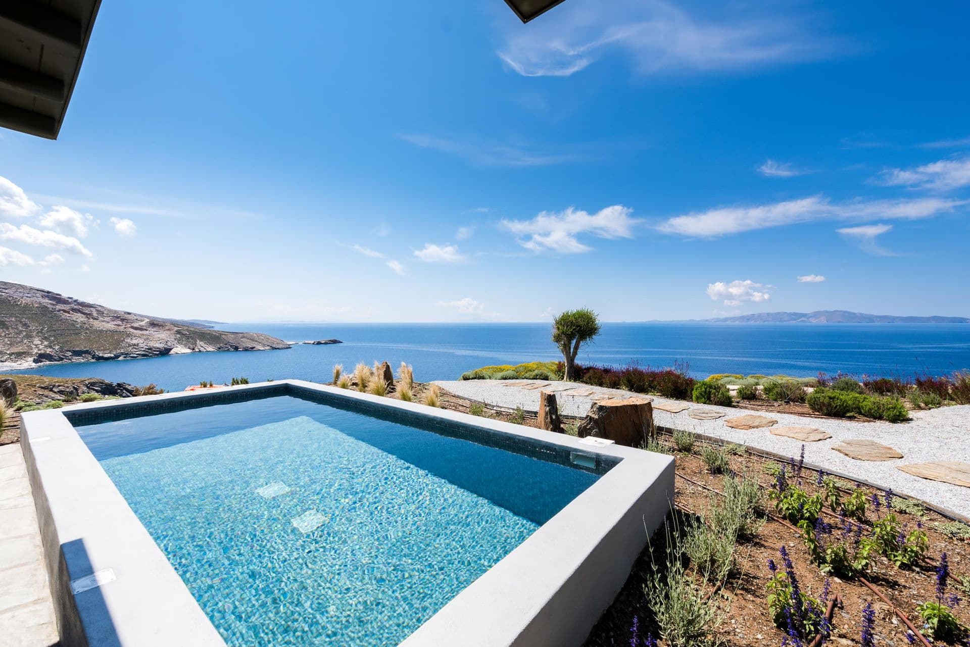 HONEYMOON SUITE ASTRA