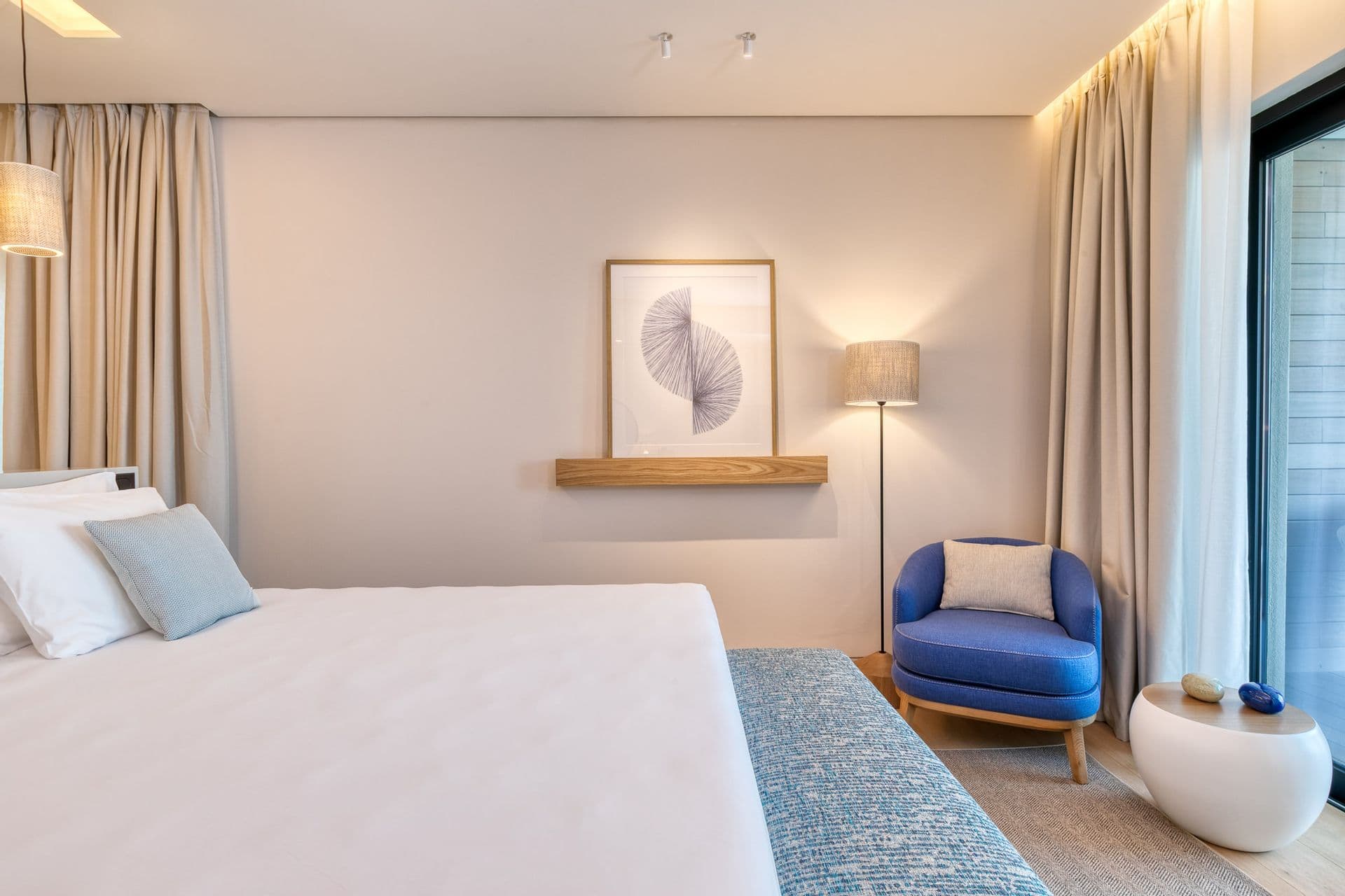room-types-VATHICOVE-DLXFS-0.jpg