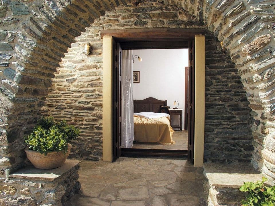 room-types-VILLAANAST-VIO-0.jpg