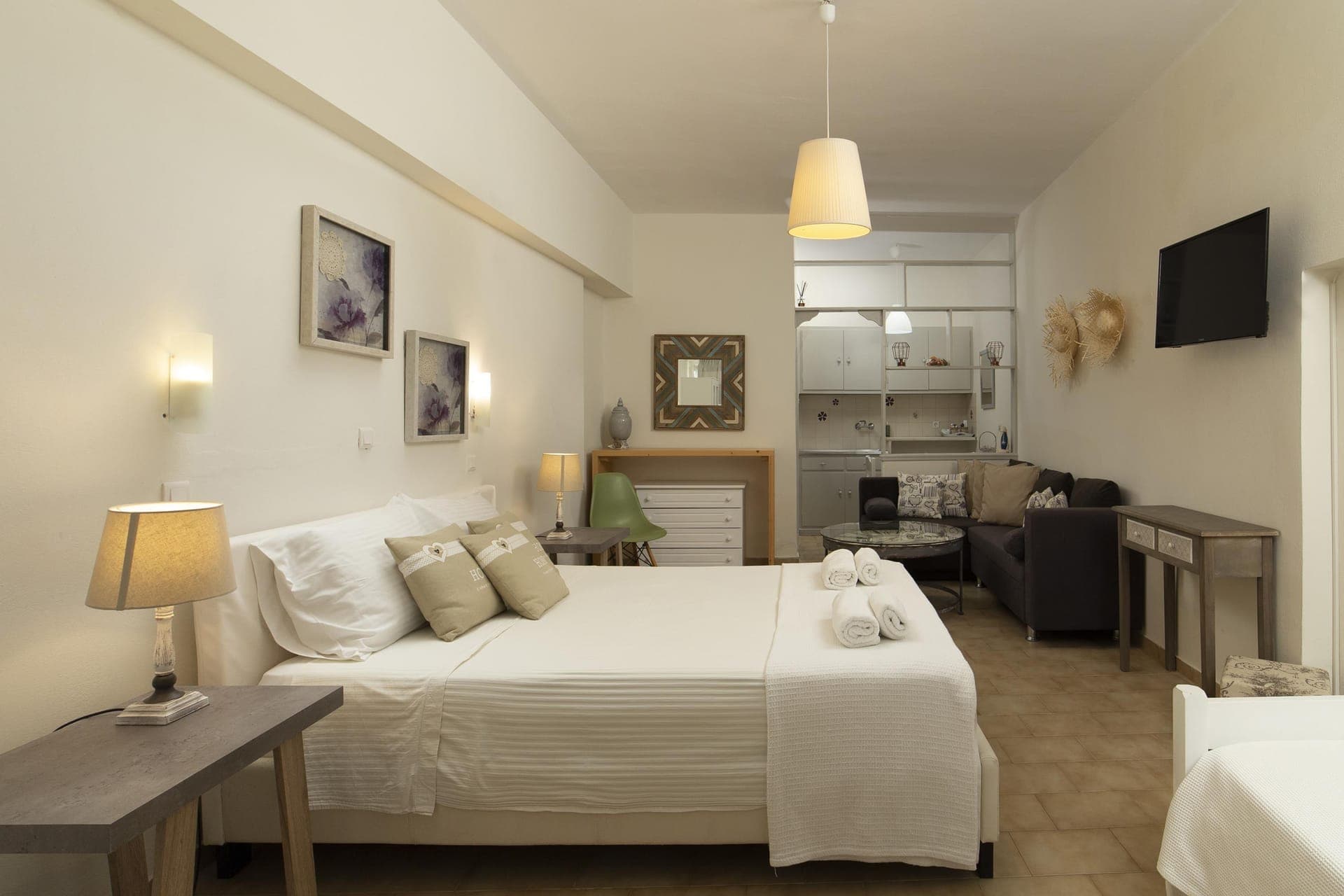 room-types-VILLAFIAM-STU-0.jpg