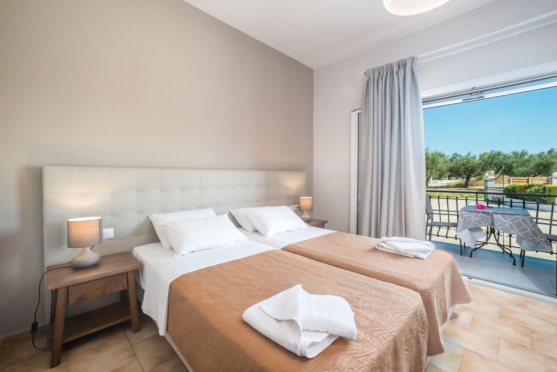 room-types-VILLAG-Std2-0.jpg