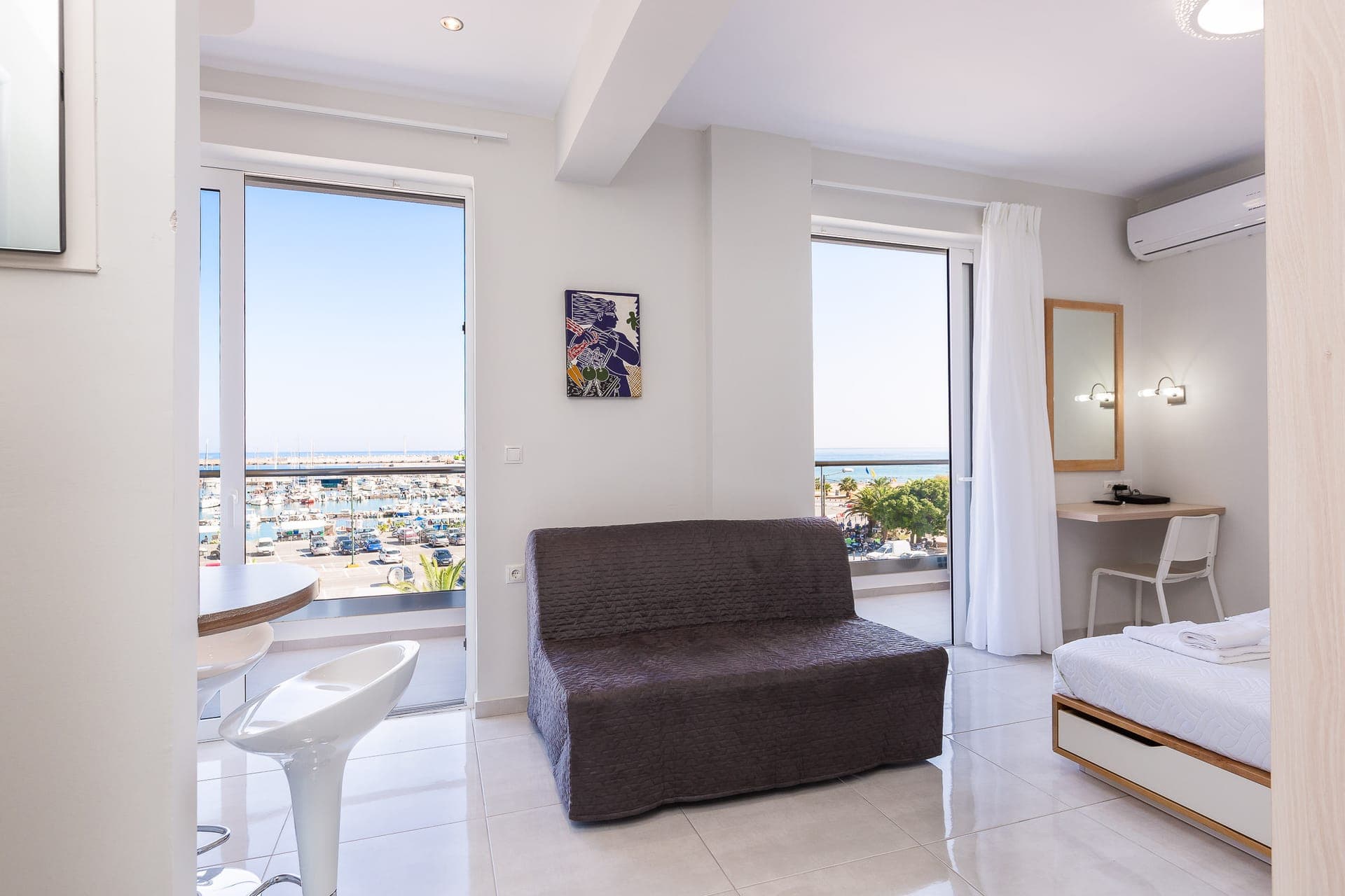 room-types-VILLALEFKO-SUNSET-0.jpg