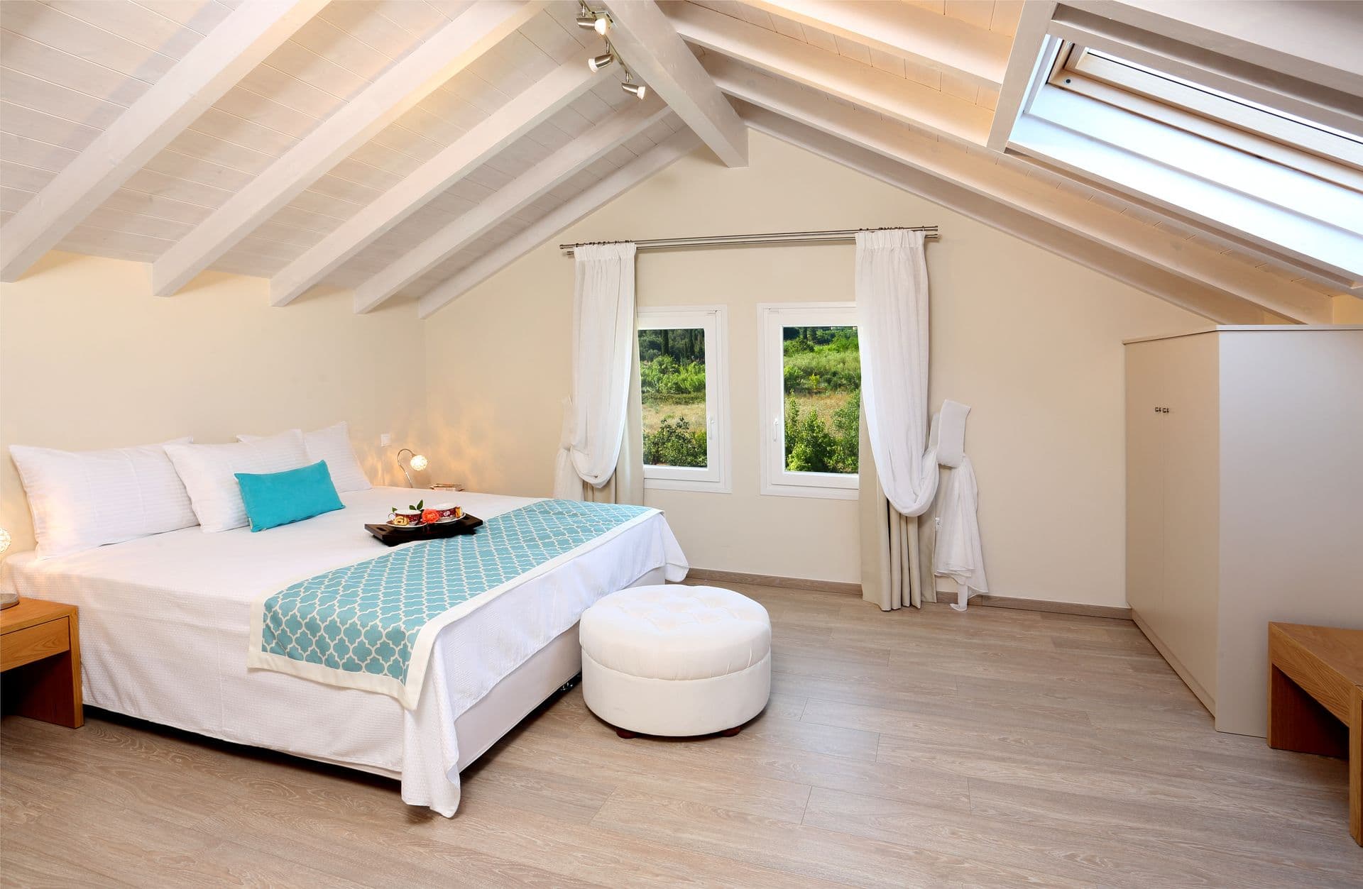 room-types-VILLAVOZOS-VILLA-0.jpg