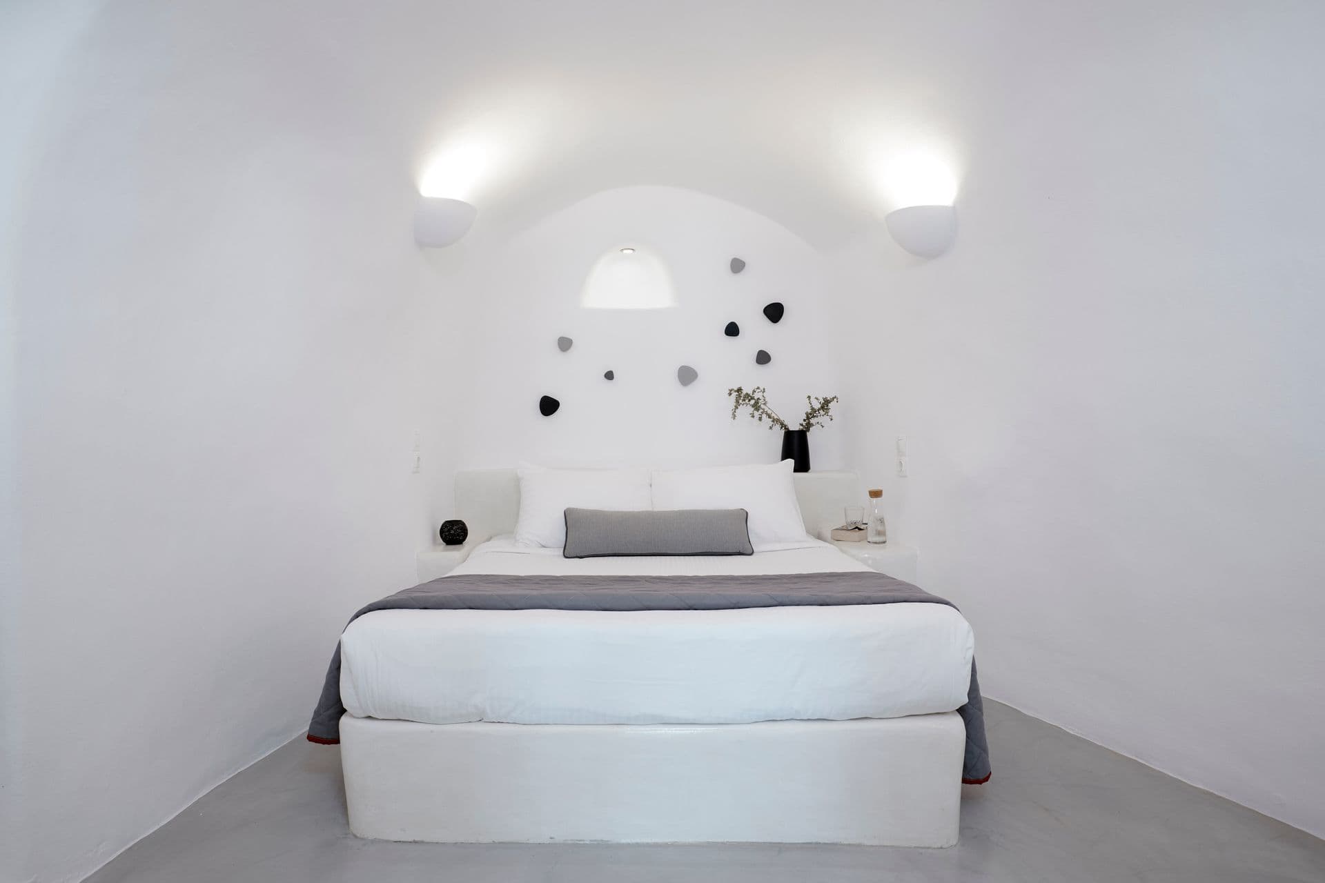 room-types-VIRGINIAS-DELUX-0.jpg