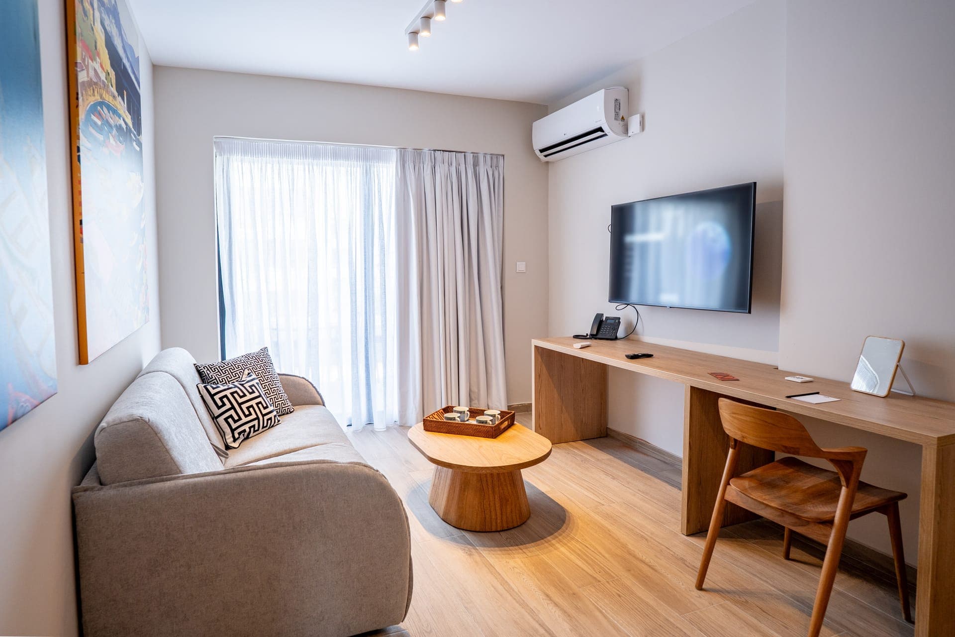room-types-VISIONLAVR-SUPAPT-0.jpg