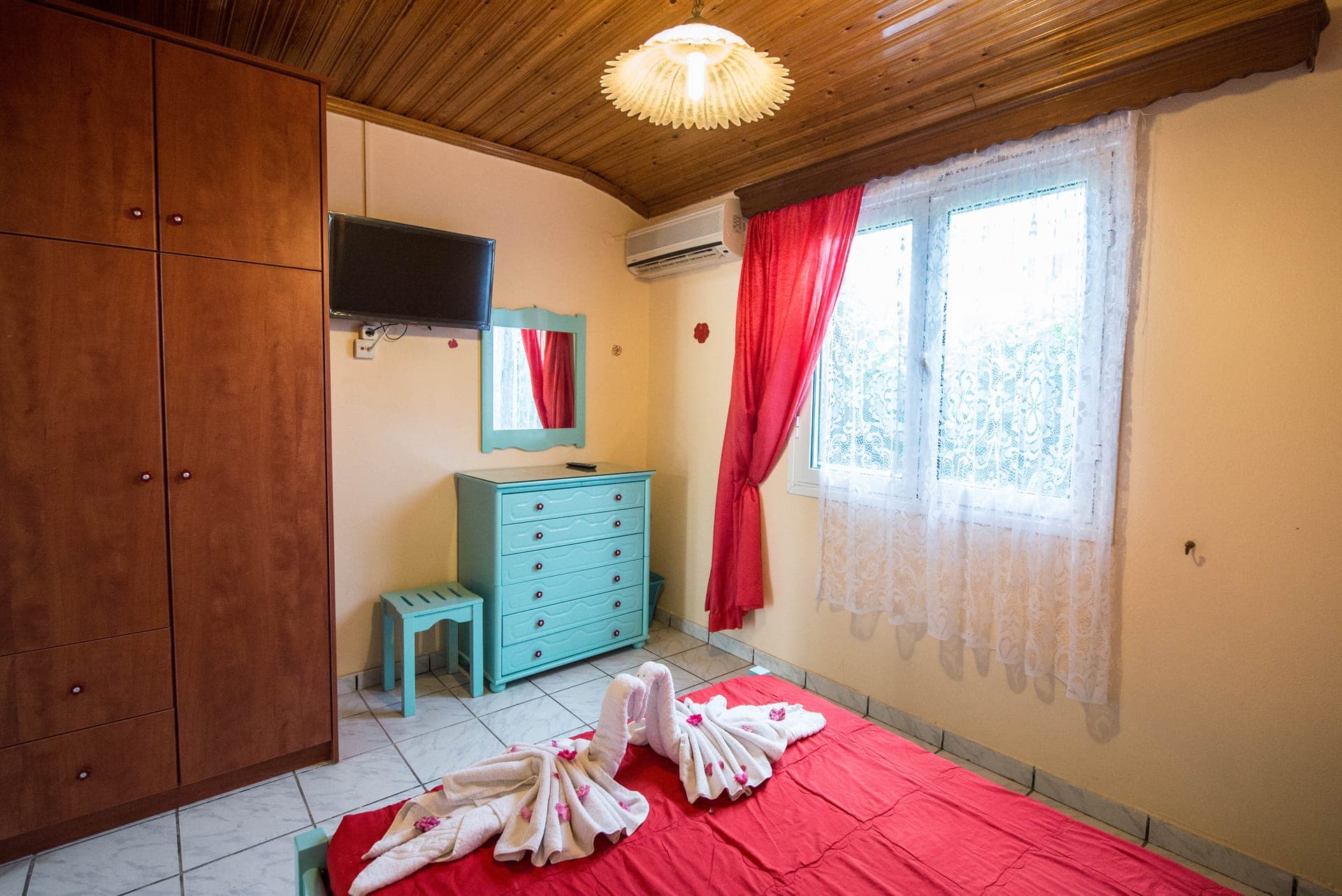 room-types-VLELENIRES-STUDIO-0.jpg