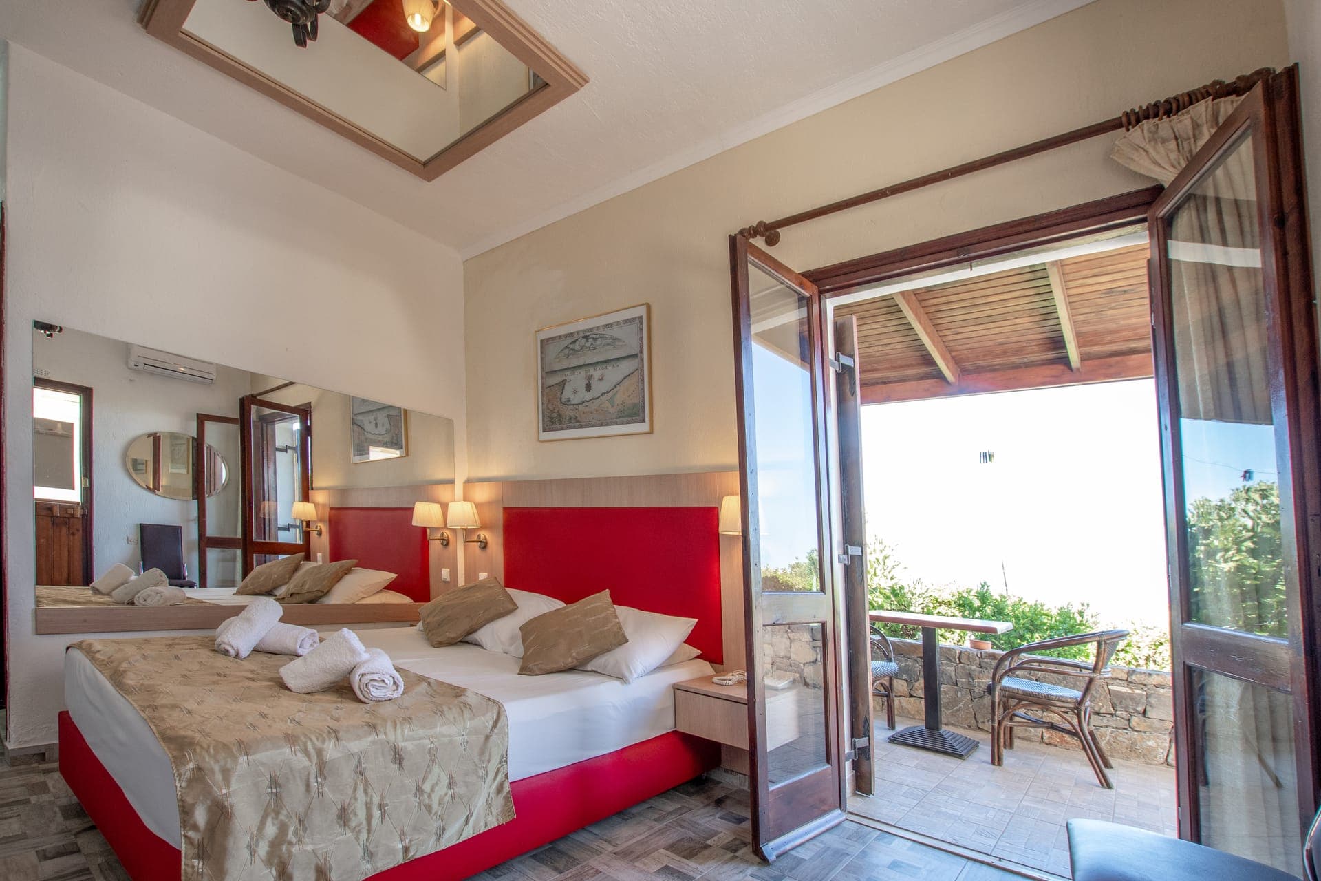room-types-VLMEDUSA-STLOVE-0.jpg