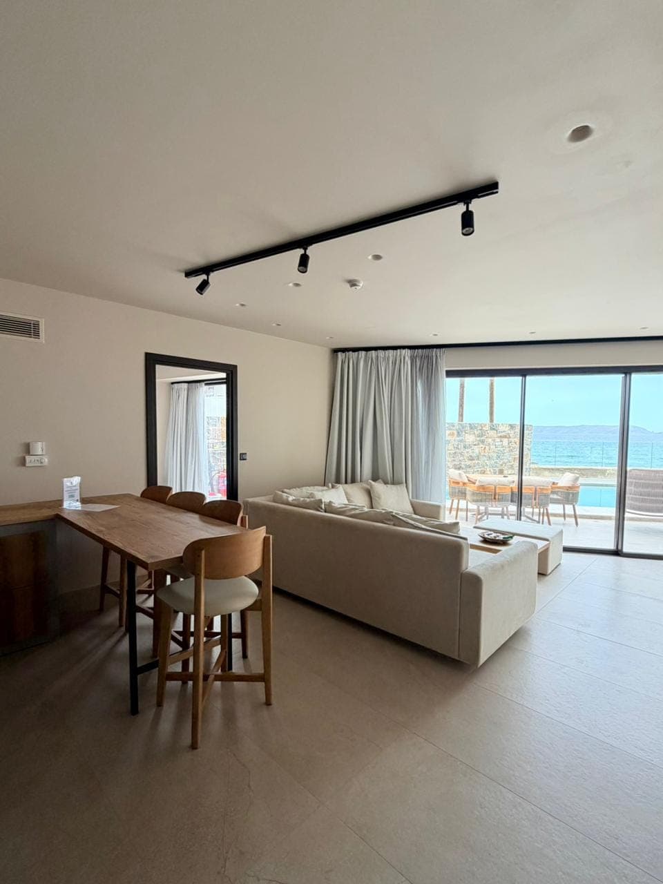 room-types-VOLTASEA-2BCSPP-0.jpg