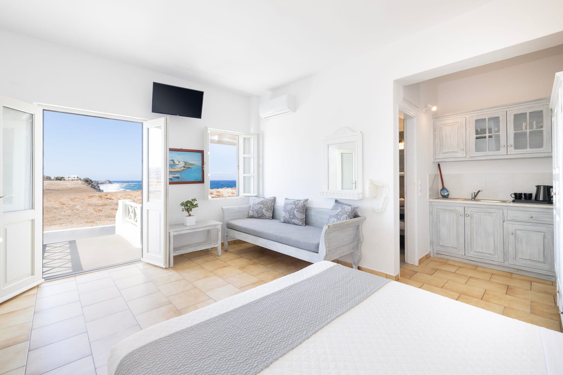 room-types-VRACHIAS-STD-0.jpg