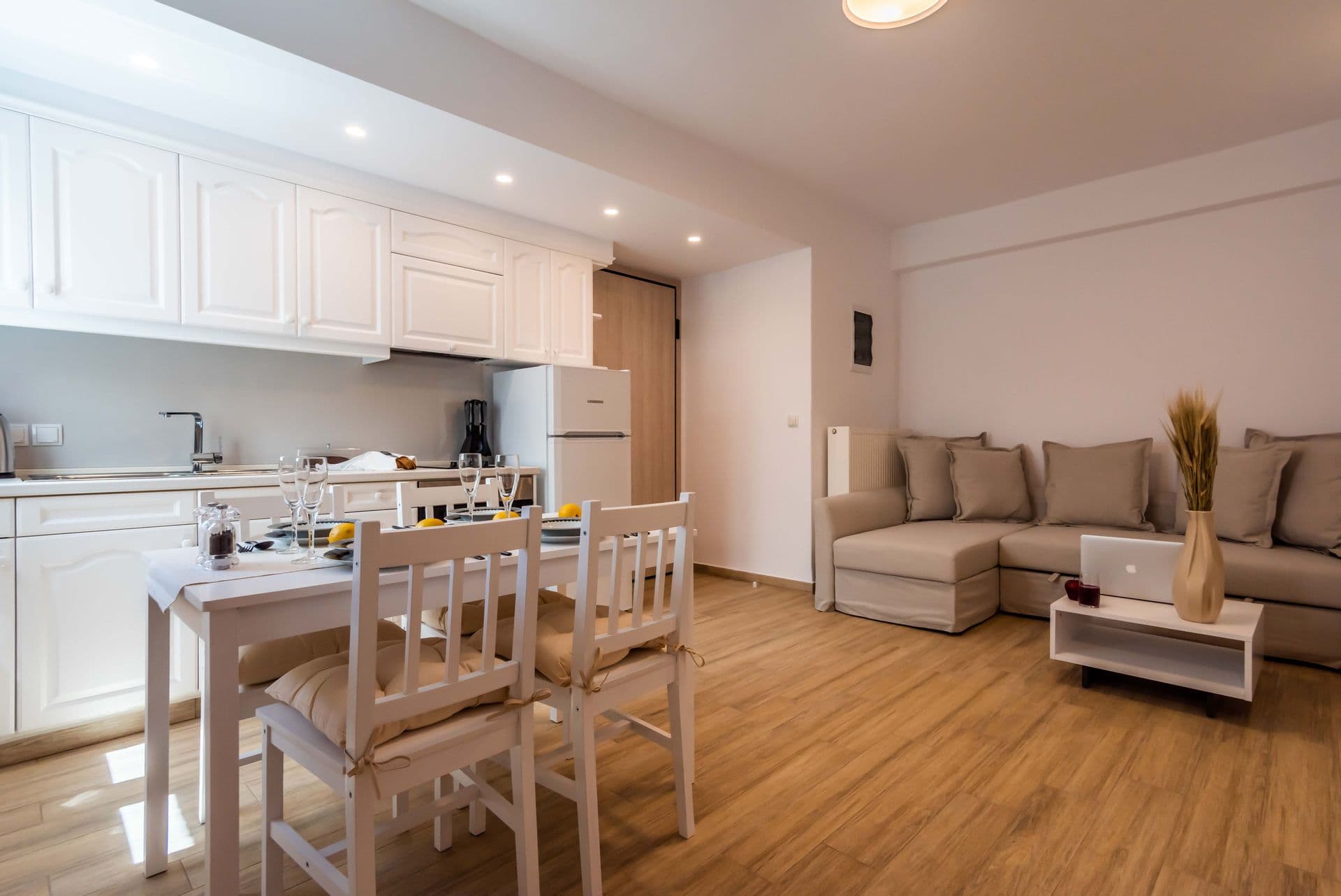 room-types-WHITEROCKM-AGALI-0.jpg