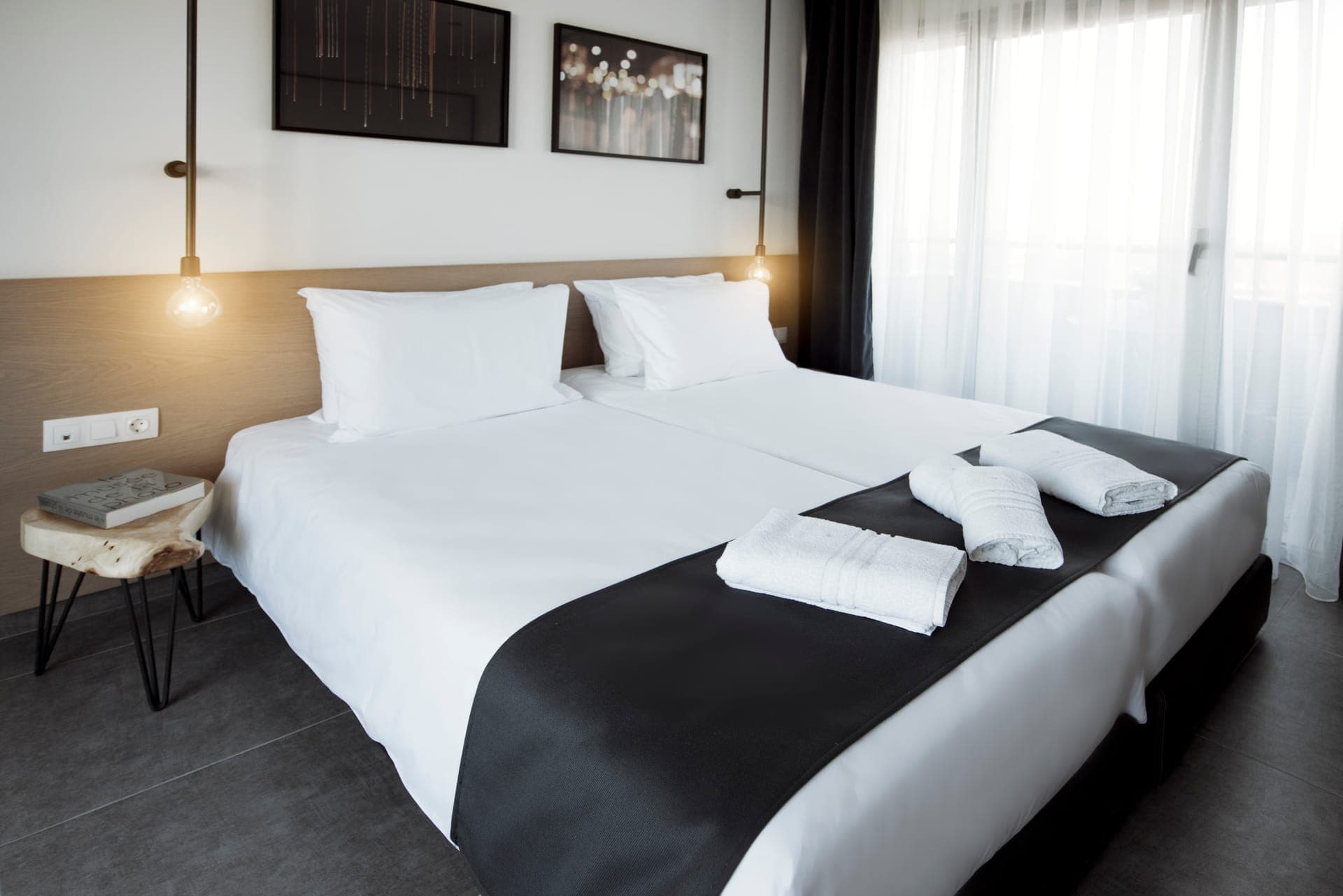 room-types-WHLUXURYRM-TRPDSV-0.jpg