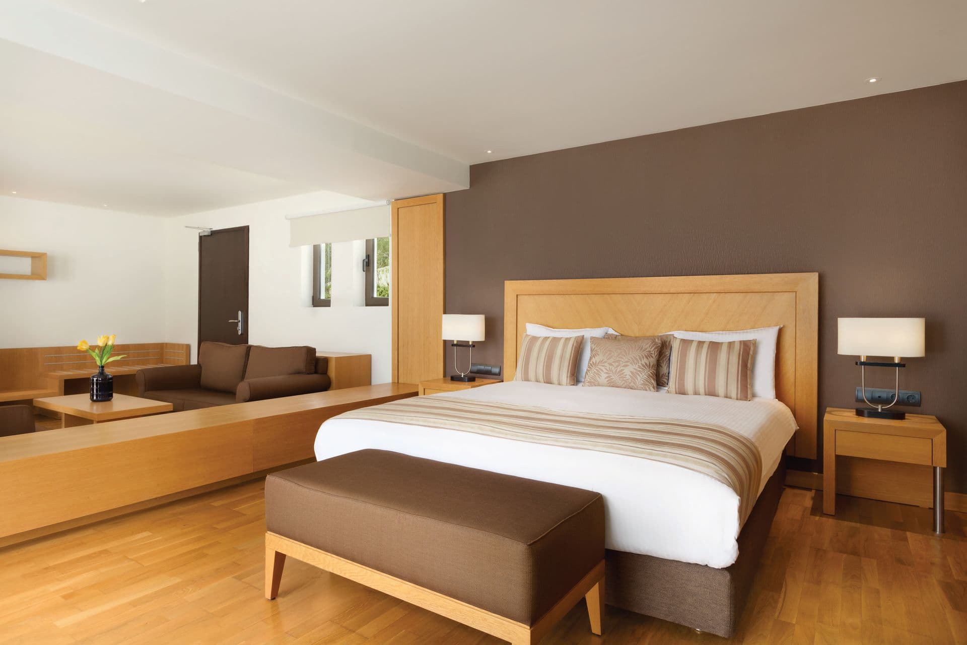 room-types-WYNPOSLOU-DSPPSV-0.jpg