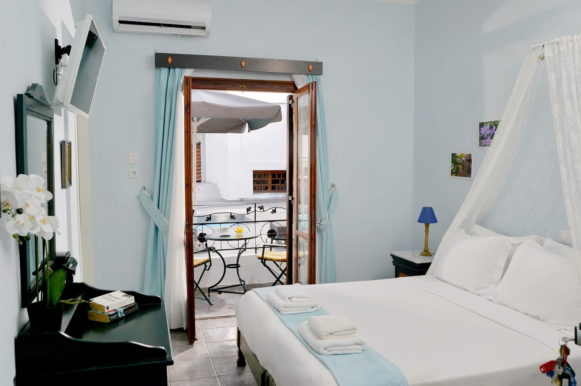 room-types-YIANNA-STAND-0.jpg