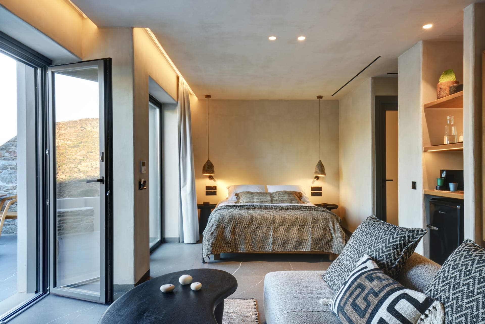 room-types-YOUSUITESK-JNRSP-0.jpg