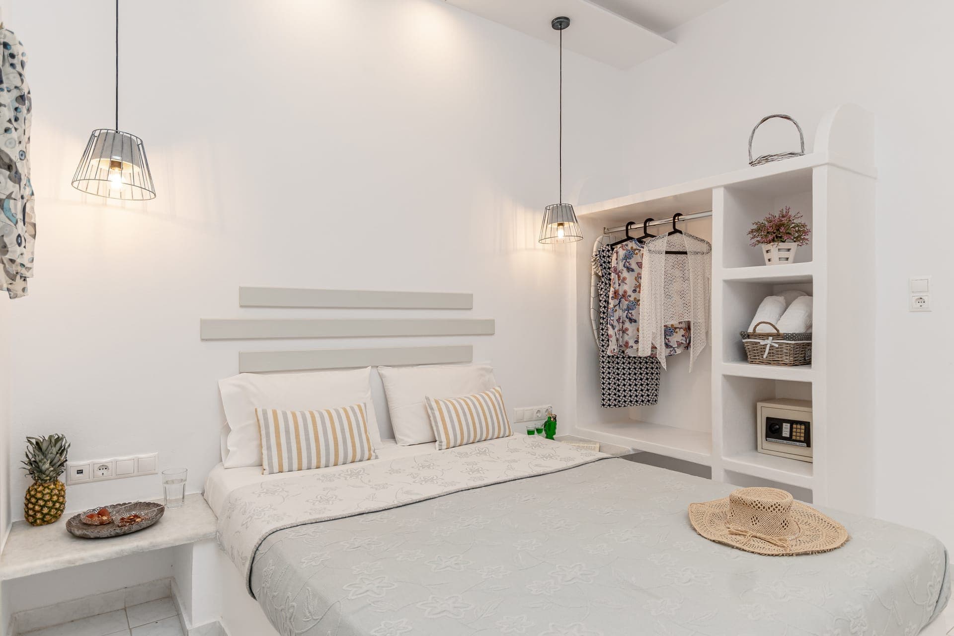 room-types-ZANNETA-APART-0.jpg