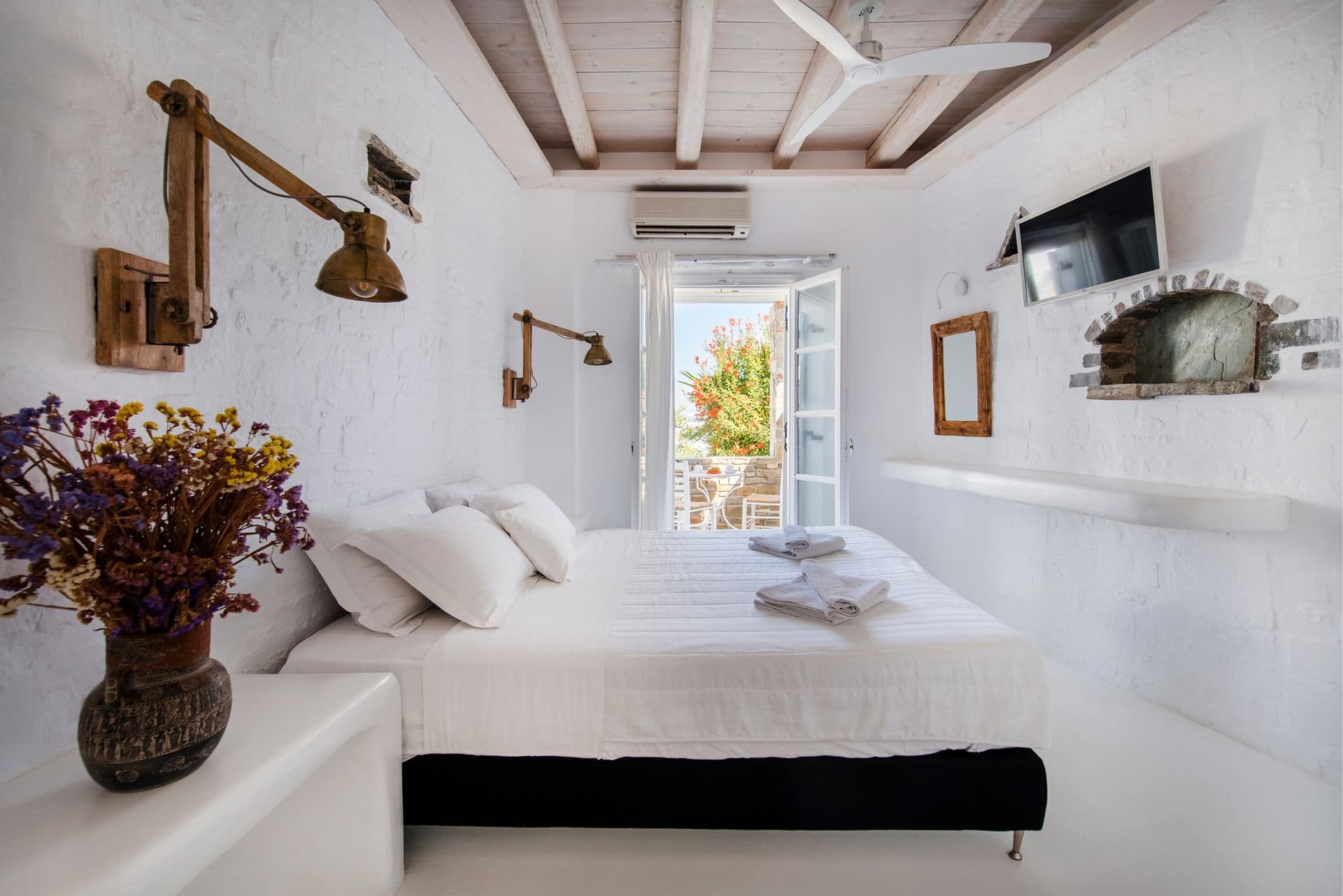 room-types-ZEFIHOTEL-PREM-0.jpg