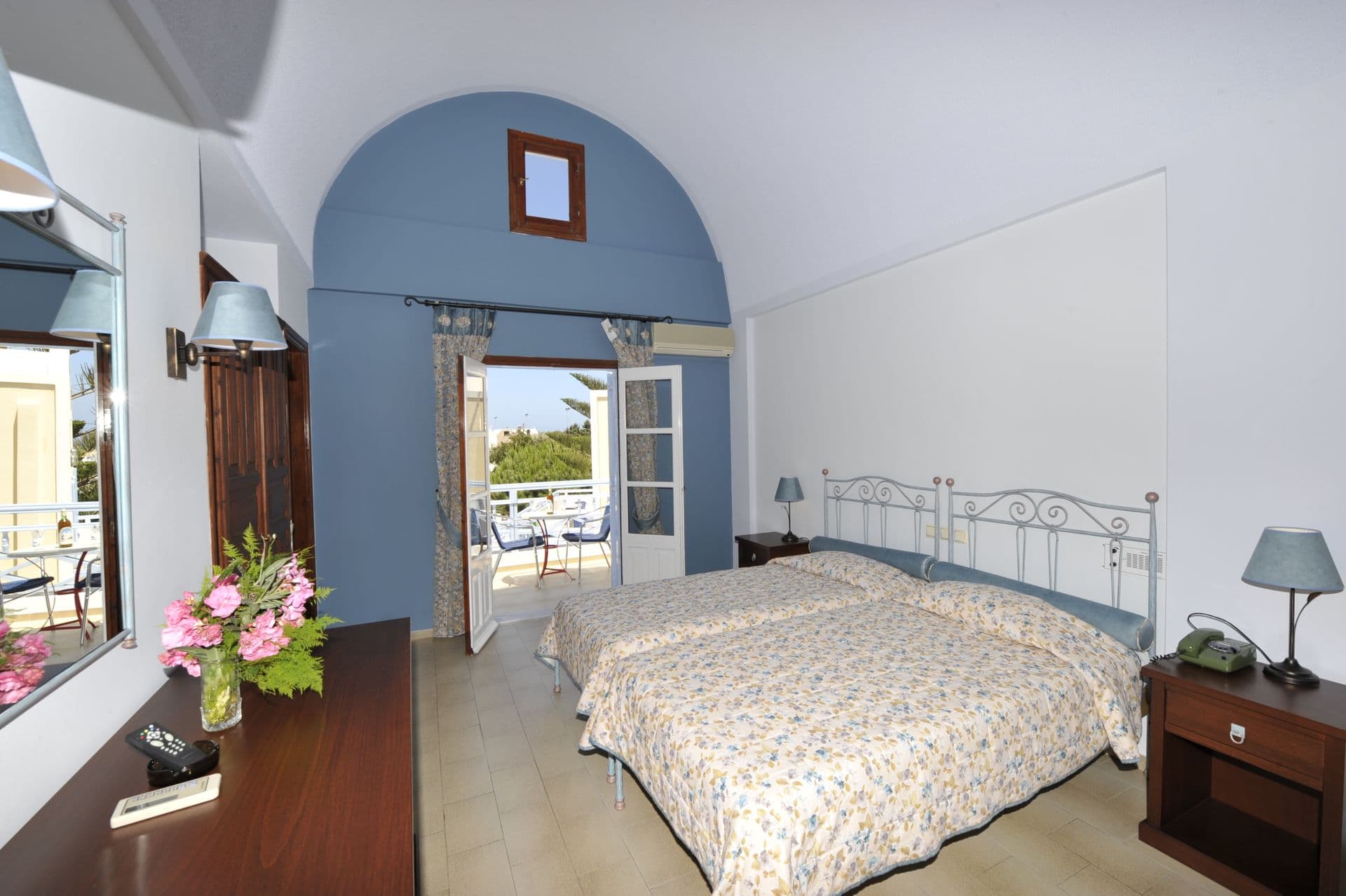 room-types-ZEPHYROSH-STDD-0.jpg