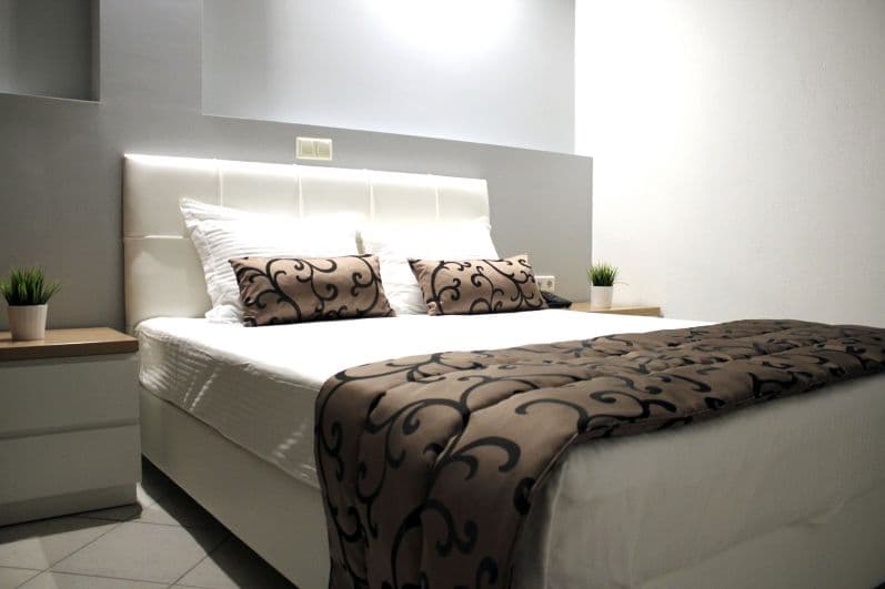 room-types-ZEUSHOTEL-DLX-0.jpg