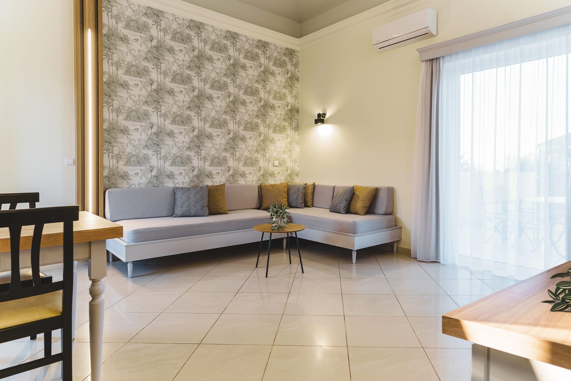 room-types-ZEUSV-JUNSPV-0.jpg