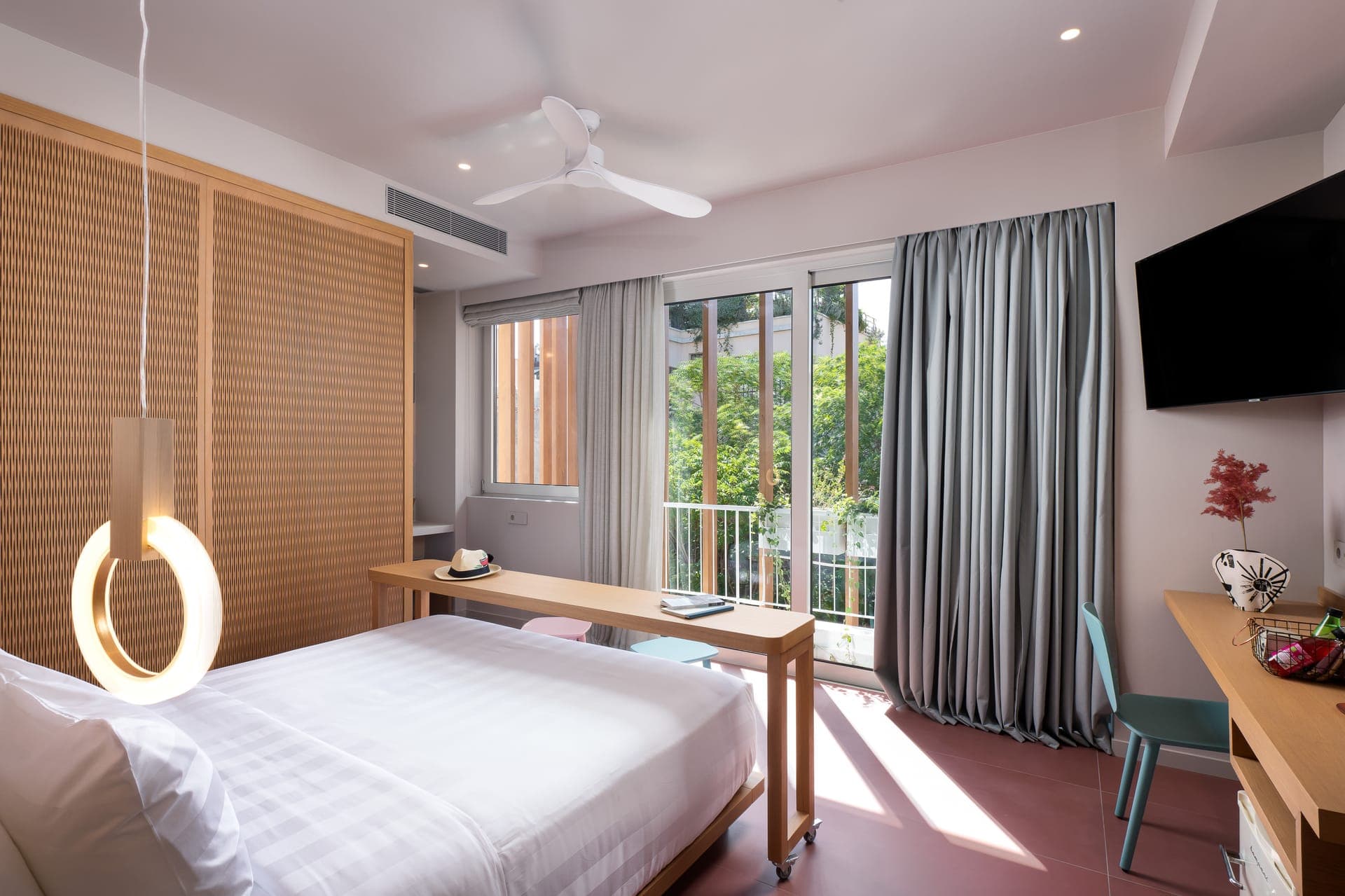 room-types-ZOEATHENS-SDB-0.jpg
