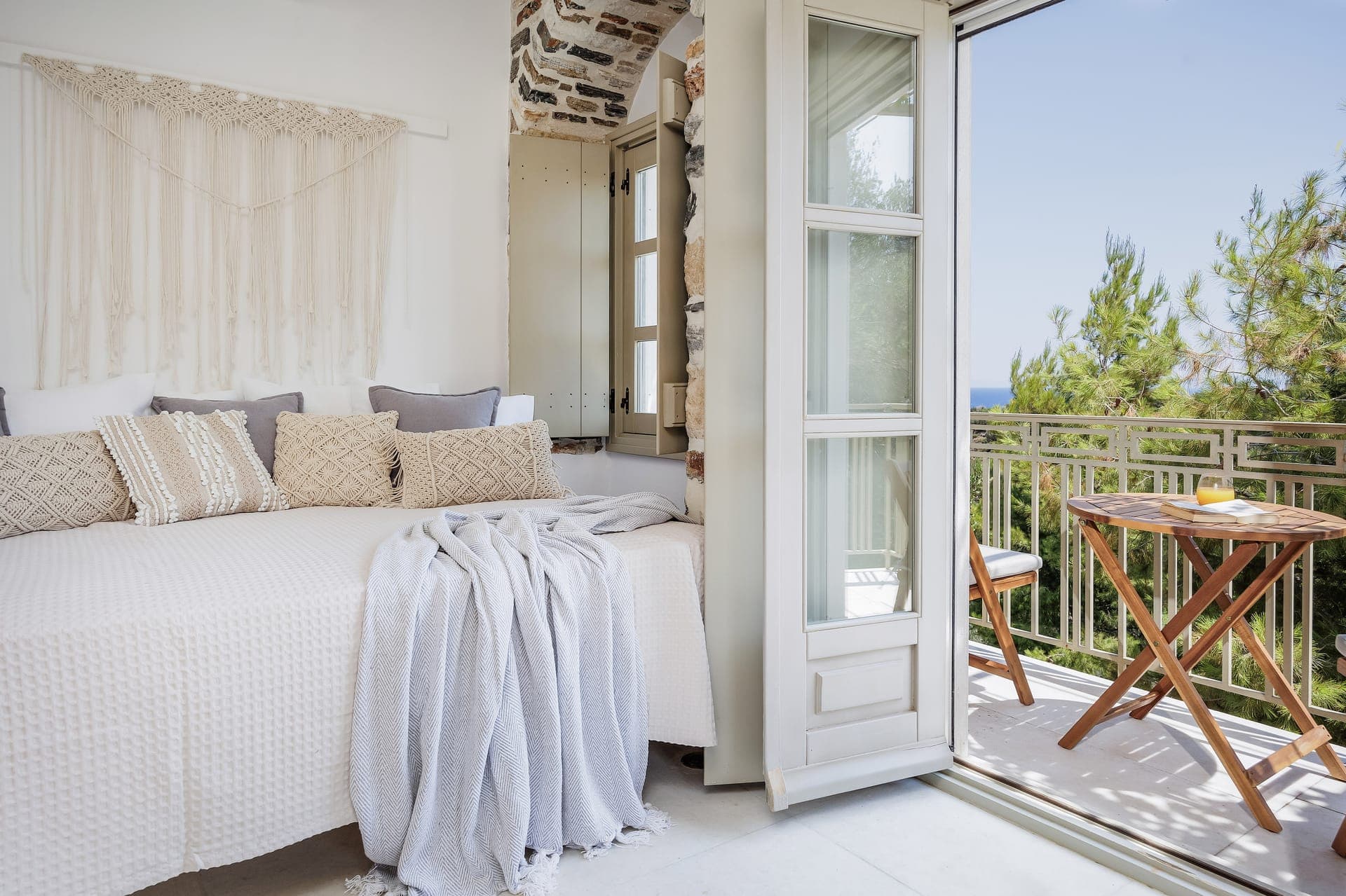 room-types-ZOSSUITES-SUPER-0.jpg